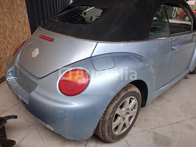 Auto volkswagen nieuwe kever cabriolet (2004-264,978 km-vin:wvwzzz1yz4m341809) - afbeelding 4 van  21