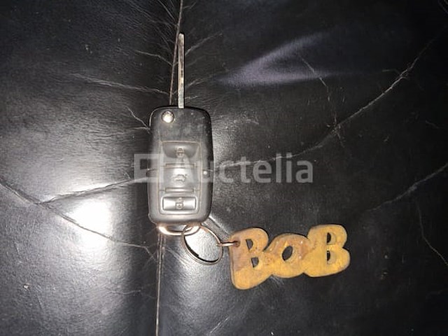 Auto volkswagen nieuwe kever cabriolet (2004-264,978 km-vin:wvwzzz1yz4m341809) - afbeelding 8 van  21