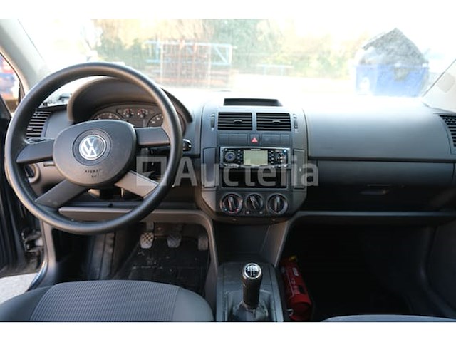 Auto volkswagen polo tdi (2003-152,825 km) - afbeelding 23 van  61