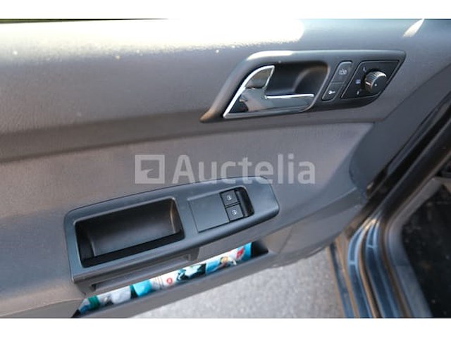Auto volkswagen polo tdi (2003-152,825 km) - afbeelding 36 van  61