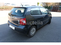 Auto volkswagen polo tdi (2003-152,825 km) - afbeelding 38 van  61