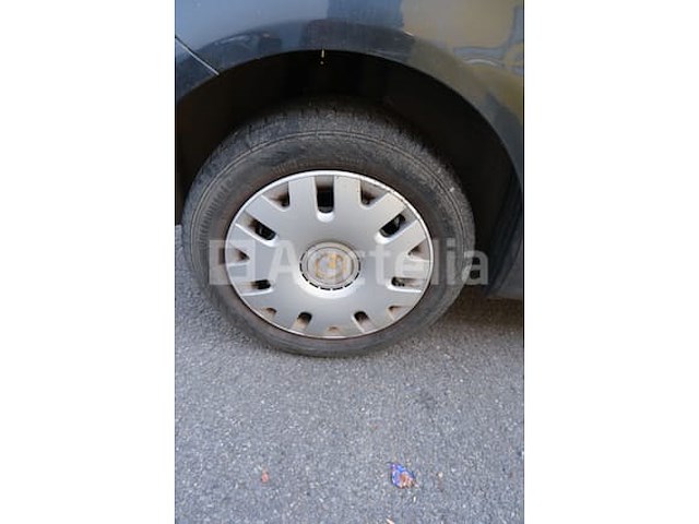 Auto volkswagen polo tdi (2003-152,825 km) - afbeelding 42 van  61