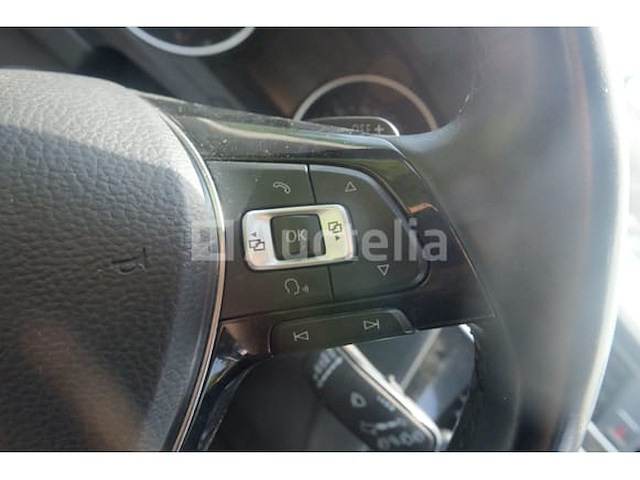Auto volkswagen tiguan (2018-256,655 km) - afbeelding 5 van  57