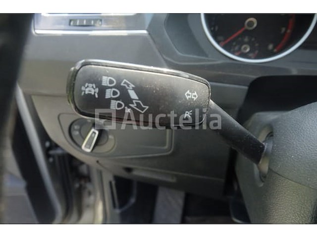 Auto volkswagen tiguan (2018-256,655 km) - afbeelding 8 van  57