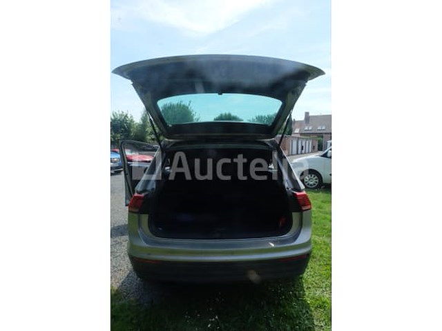 Auto volkswagen tiguan (2018-256,655 km) - afbeelding 15 van  57