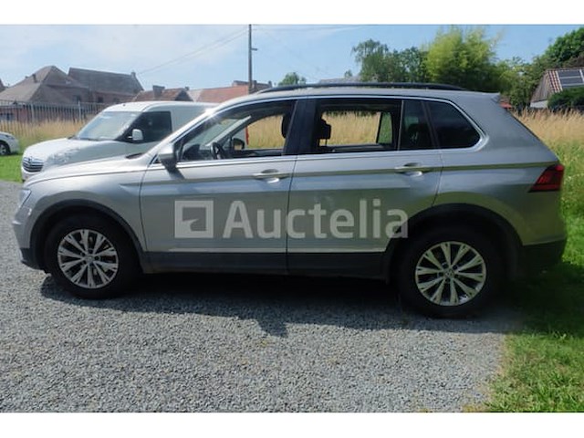 Auto volkswagen tiguan (2018-256,655 km) - afbeelding 45 van  57