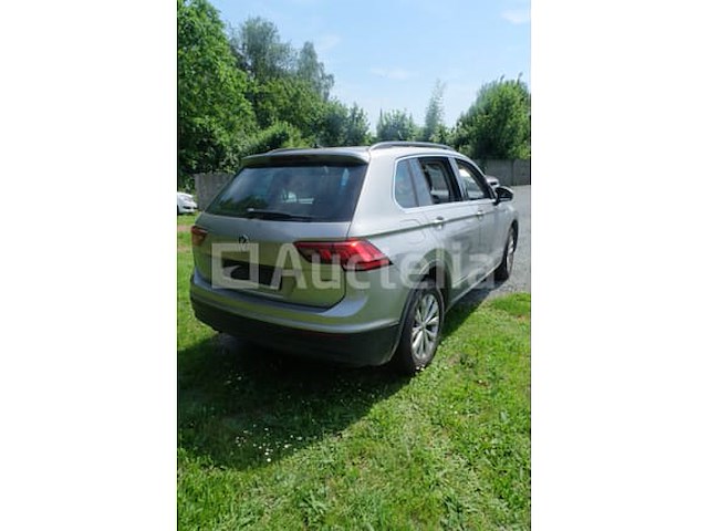 Auto volkswagen tiguan (2018-256,655 km) - afbeelding 56 van  57