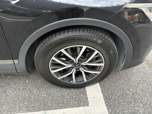 Auto - afbeelding 4 van  48
