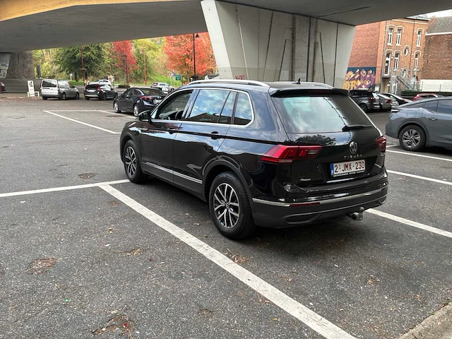 Auto - afbeelding 23 van  48