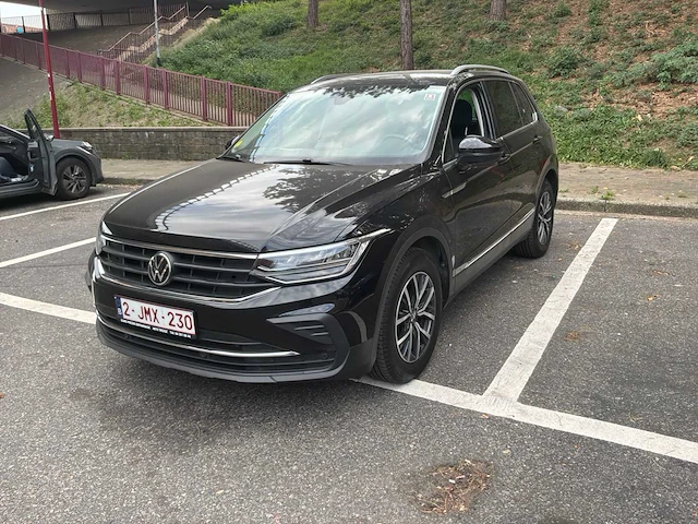 Auto - afbeelding 1 van  48