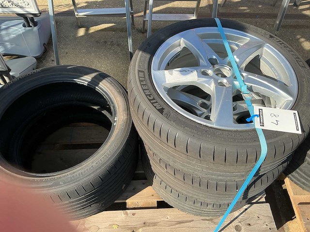 Autobanden (5x) - afbeelding 2 van  2