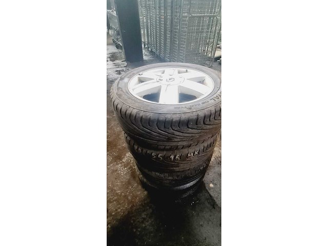 Autobanden met aluminium velgen 10x4 - afbeelding 3 van  11