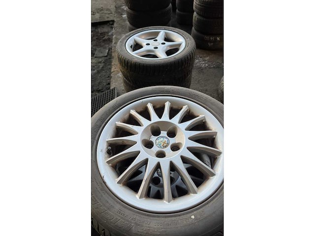 Autobanden met aluminium velgen 10x4 - afbeelding 10 van  12