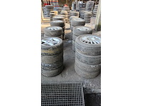 Autobanden met aluminium velgen 10x4 - afbeelding 3 van  12