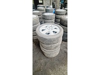 Autobanden met aluminium velgen 12x4 - afbeelding 8 van  25