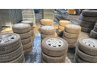 Autobanden met aluminium velgen 12x4 - afbeelding 13 van  15