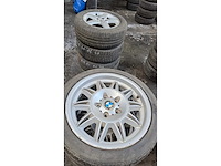 Autobanden met aluminium velgen 12x4 - afbeelding 8 van  15