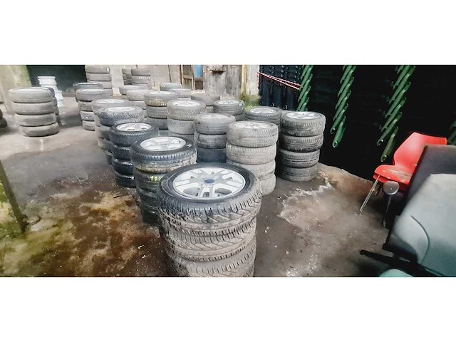 Autobanden met aluminium velgen 13x4 - afbeelding 4 van  20