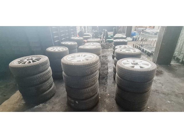 Autobanden met aluminium velgen 13x4 - afbeelding 21 van  24
