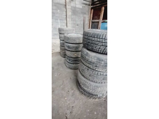 Autobanden met aluminium velgen 5x5 - afbeelding 7 van  19