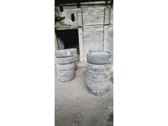 Autobanden met aluminium velgen 5x5 - afbeelding 12 van  19