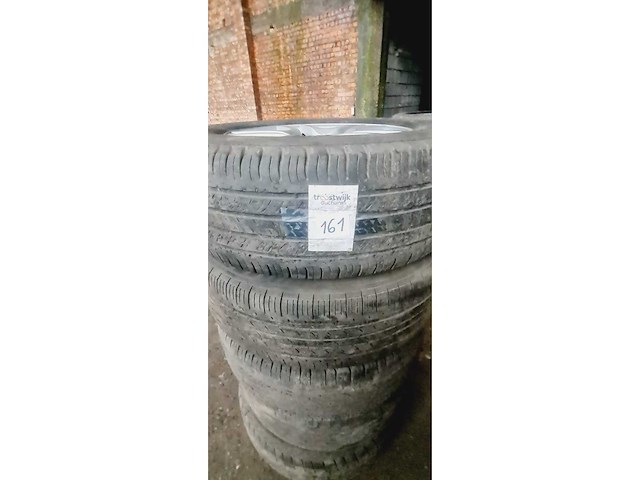 Autobanden met aluminium velgen 5x5 - afbeelding 14 van  19