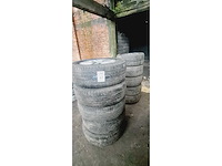 Autobanden met aluminium velgen 5x5 - afbeelding 15 van  19