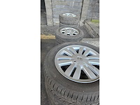 Autobanden met aluminium velgen 5x5 - afbeelding 13 van  14