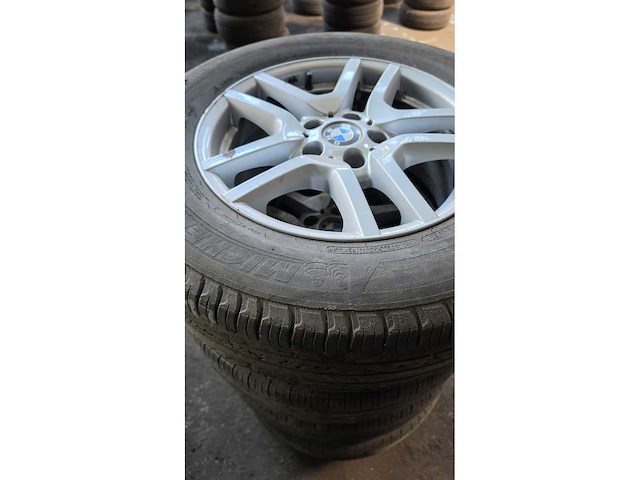 Autobanden met aluminium velgen 5x5 - afbeelding 1 van  14