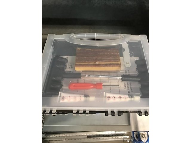 Autobanden reparatie set benson - afbeelding 1 van  6