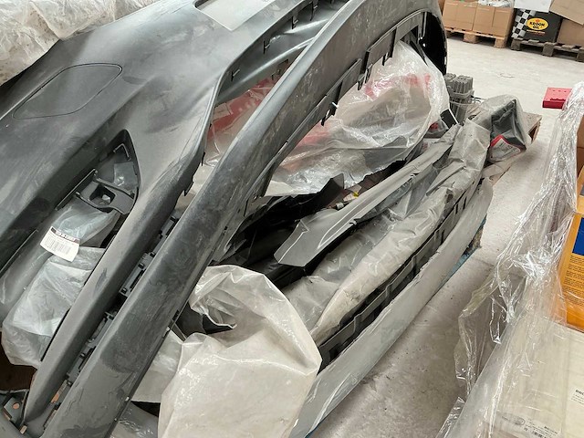 Autobumpers en kunststoffen carrosseriedelen - afbeelding 7 van  8