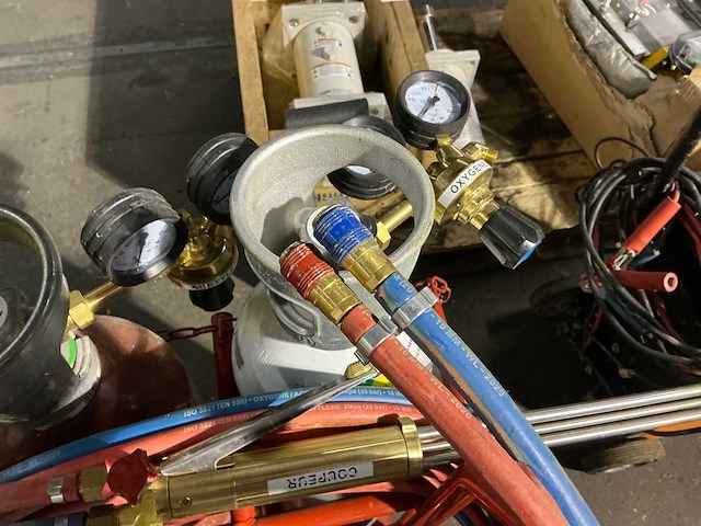 Autogeen snij-installatie - afbeelding 4 van  7