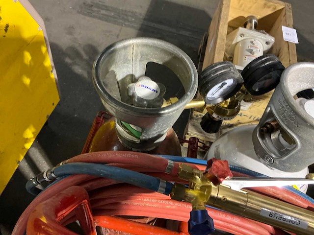 Autogeen snij-installatie - afbeelding 6 van  7