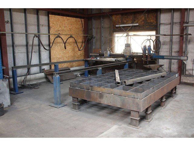 Autogeensnijmachine apolda burny 2.5/2.5 plus elektrisch - afbeelding 1 van  1