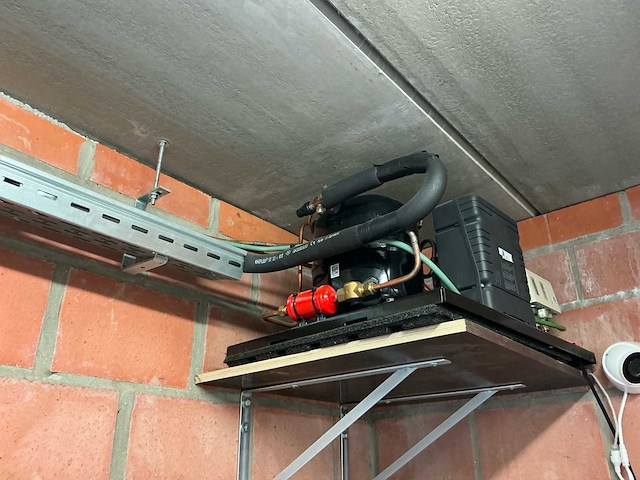 Automatenshop + koelcel - afbeelding 11 van  26