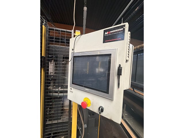 Automatische afwerkingslijn voor tapijten - afbeelding 5 van  32