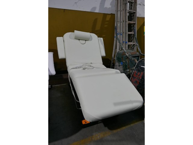 Automatische behandelingszetel-massagetafel quirumed - afbeelding 1 van  7