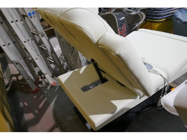 Automatische behandelingszetel-massagetafel quirumed - afbeelding 3 van  7