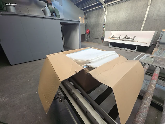 Automatische industriële spuitlakinstallatie /... - afbeelding 22 van  49