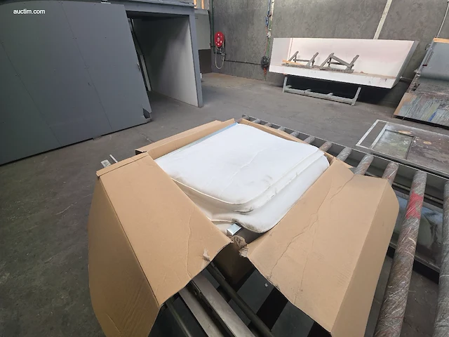 Automatische industriële spuitlakinstallatie /... - afbeelding 24 van  49