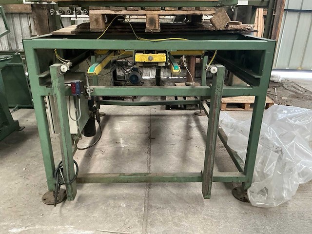 Automatische palletspijkermachine - afbeelding 3 van  13