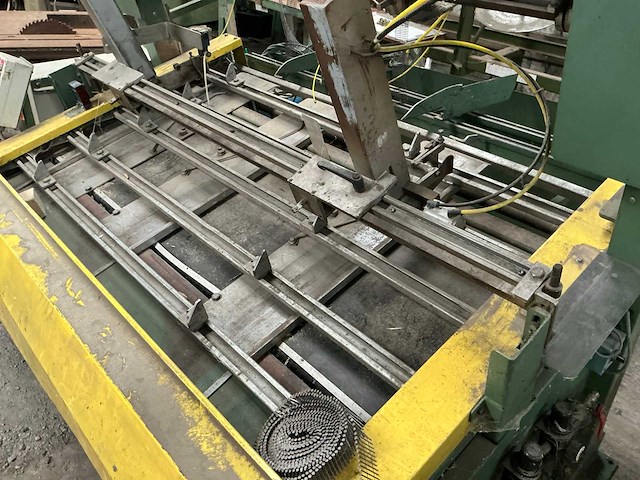 Automatische palletspijkermachine - afbeelding 8 van  13