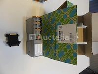 Automatiseringsapparatuur - phoenix contact