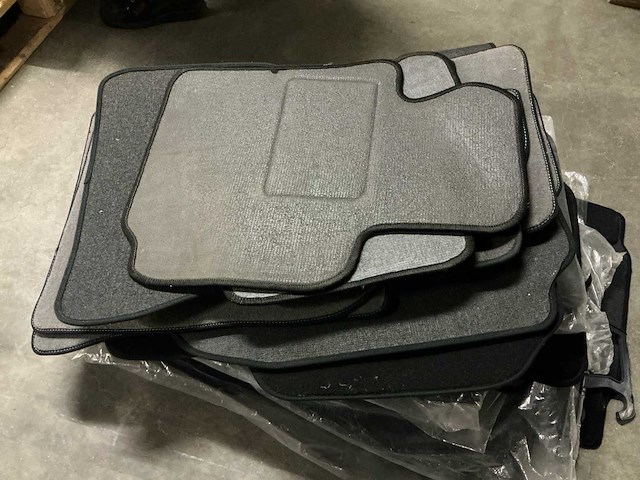 Automatten sets vw, opel, bmw, … (20x) - afbeelding 17 van  20