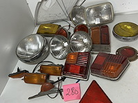 Automobilia: varia 19 items - afbeelding 1 van  3