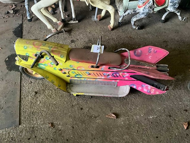 Autopede carrouselruimtemotor - afbeelding 2 van  5