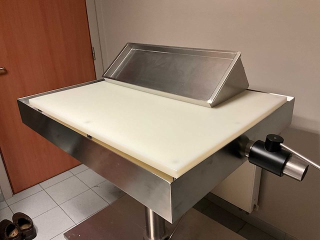 Autopsie/selectietafel - afbeelding 2 van  5