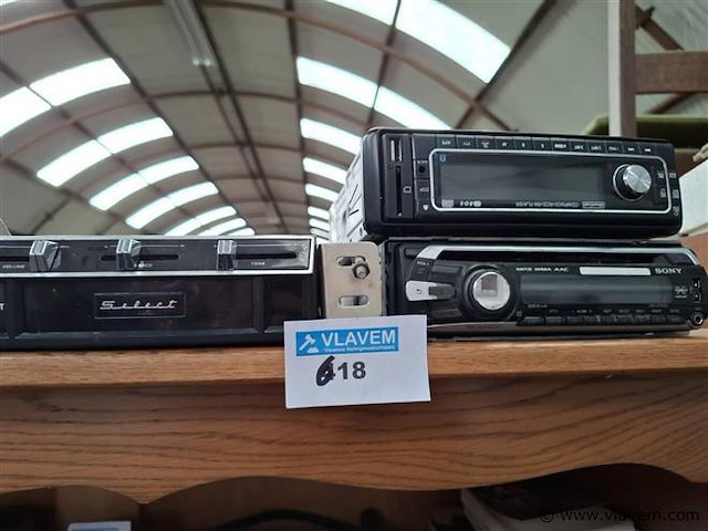 Autoradio - afbeelding 1 van  1