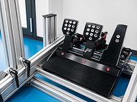 Autosimulatiestation / sim racing high-end simulator - afbeelding 3 van  4