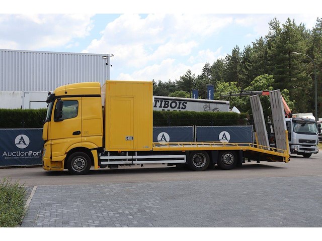 Autotransporter vrachtwagen mercedes-benz actros 2745 diesel - afbeelding 1 van  1